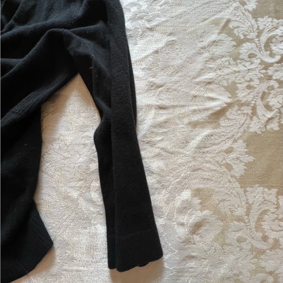 Women’s LOFT Black 3/4 Sleeve Cardigan Sweater - Picture 5 of 5